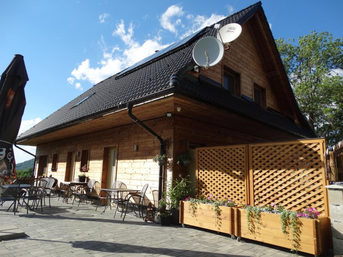 Apartmany Pod Rozsutcom - Zatkov Dvor - Prijazd Do Ubytovania Autom S Pohonom 4X4 Terchová Exterior photo